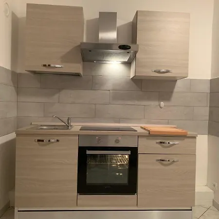 Apartman Berthollet 24 *